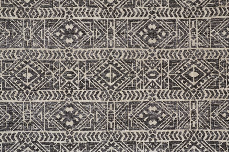 Colton 8627F Gray/Black/Ivory 3'6" x 5'6" Rug