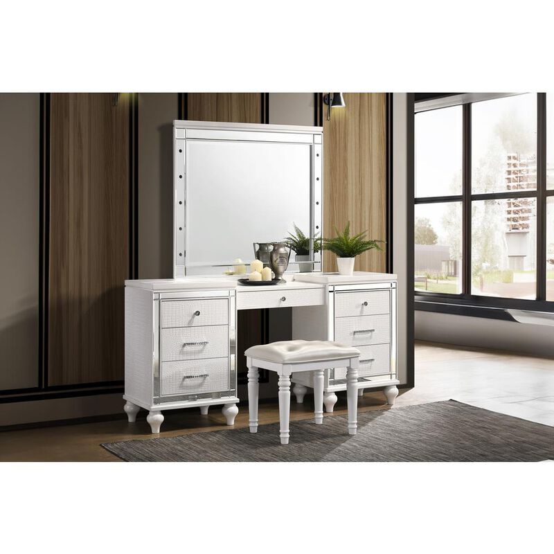 New Classic Furniture Valentino Vanity Table Stool-White