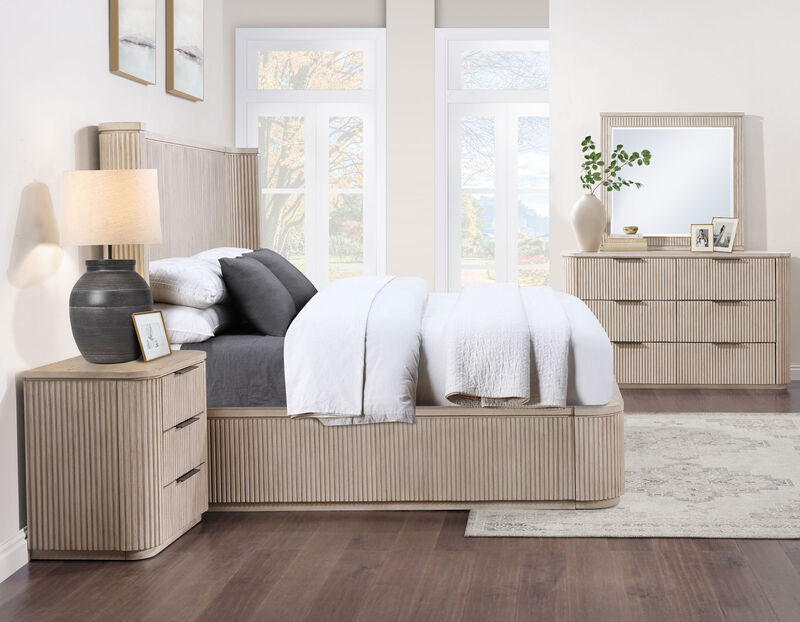 Henry King 4-Piece Bedroom Suite