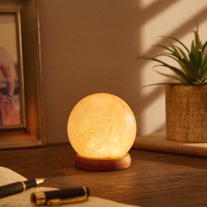 Loft Lyfe Magaly Round Salt Lamp 8 Color Modes