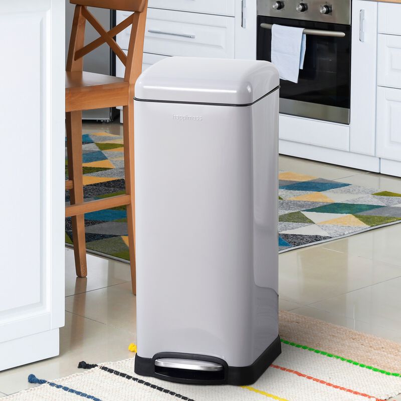 Betty Retro Step-Open Trash Can with Liners