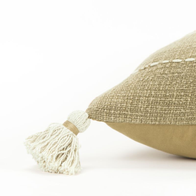 T17660 Pillow