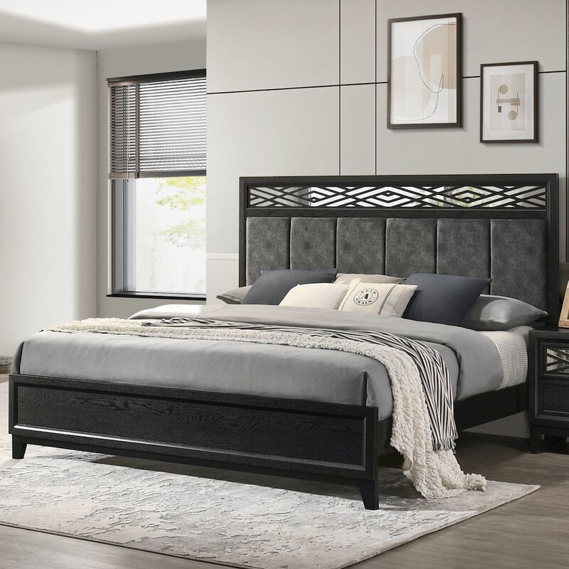 New Classic Furniture Obsidian Wood King Bed, Black