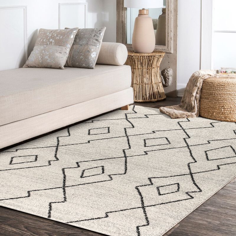 Alia Moroccan Beni Souk Area Rug