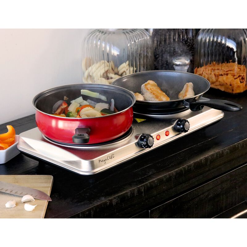 MegaChef Electric Easily Portable Heavy Duty Lightweight Dual Size Infrared Burner Cooktop Buffet Range in Sleek Steel