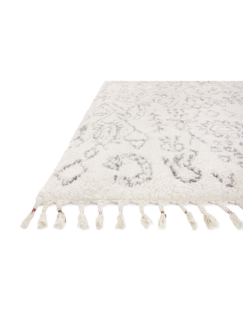 Ronnie RON03 Ivory/Charcoal 18" x 18" Sample Rug