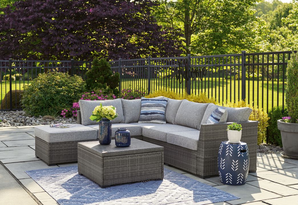 Petal Road Outdoor Set