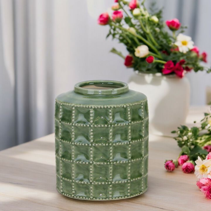 Vase – Stylish Decorative Container for Flowers and Home Accent Decor