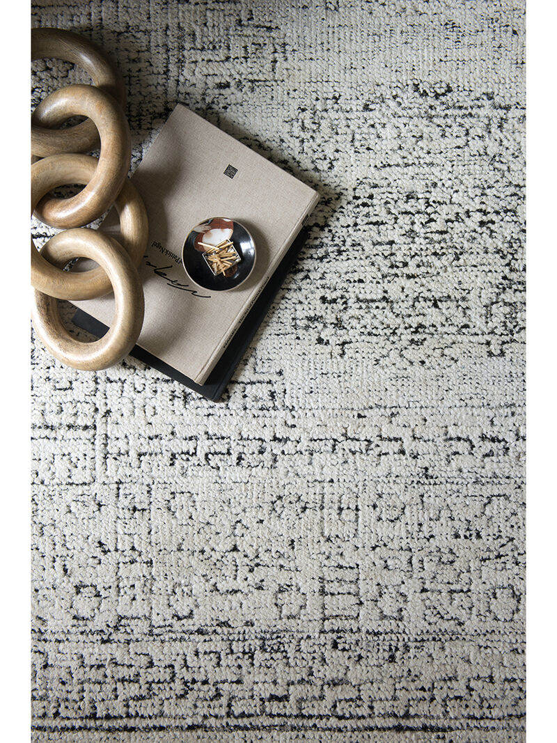 Vestige White/Black 10' x 14' Rug