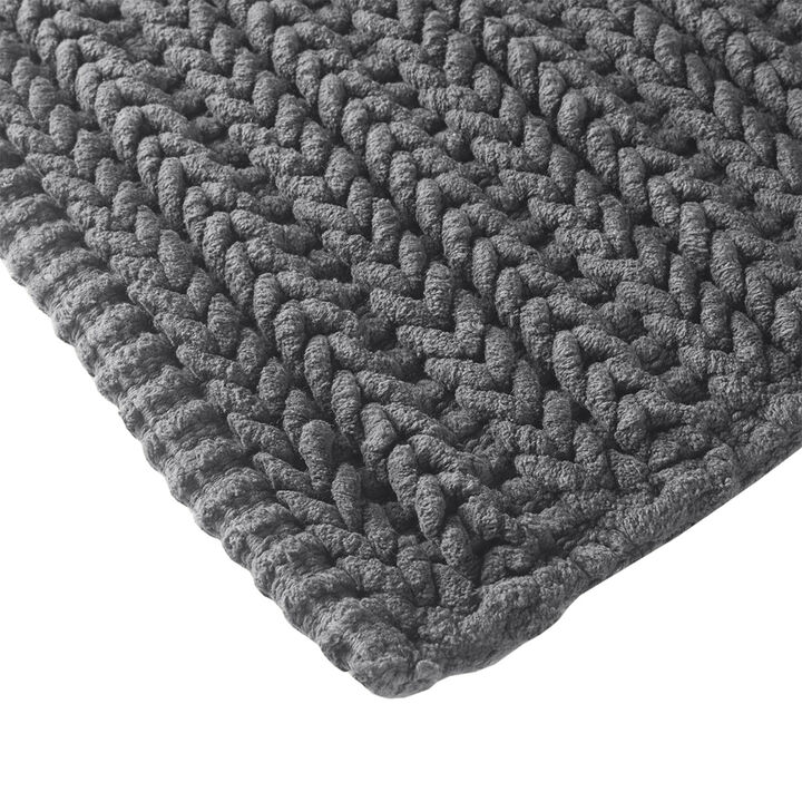 Gracie Mills Minnie Solid Cotton Chenille Chain Stitch Rug - 17x24"