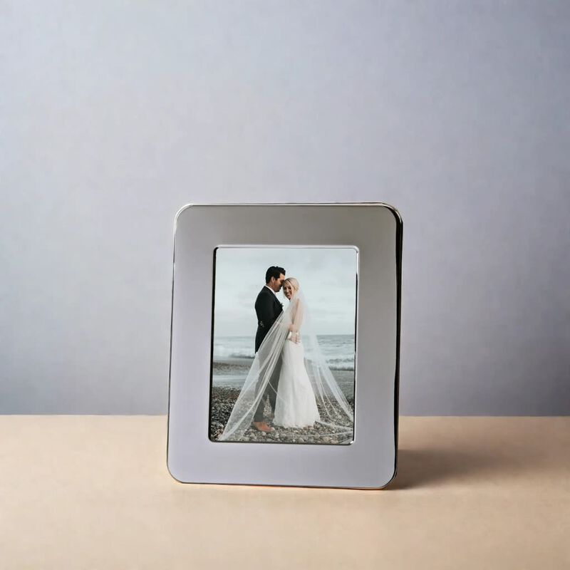 Radius Design Photo Frame - 8" x 10"