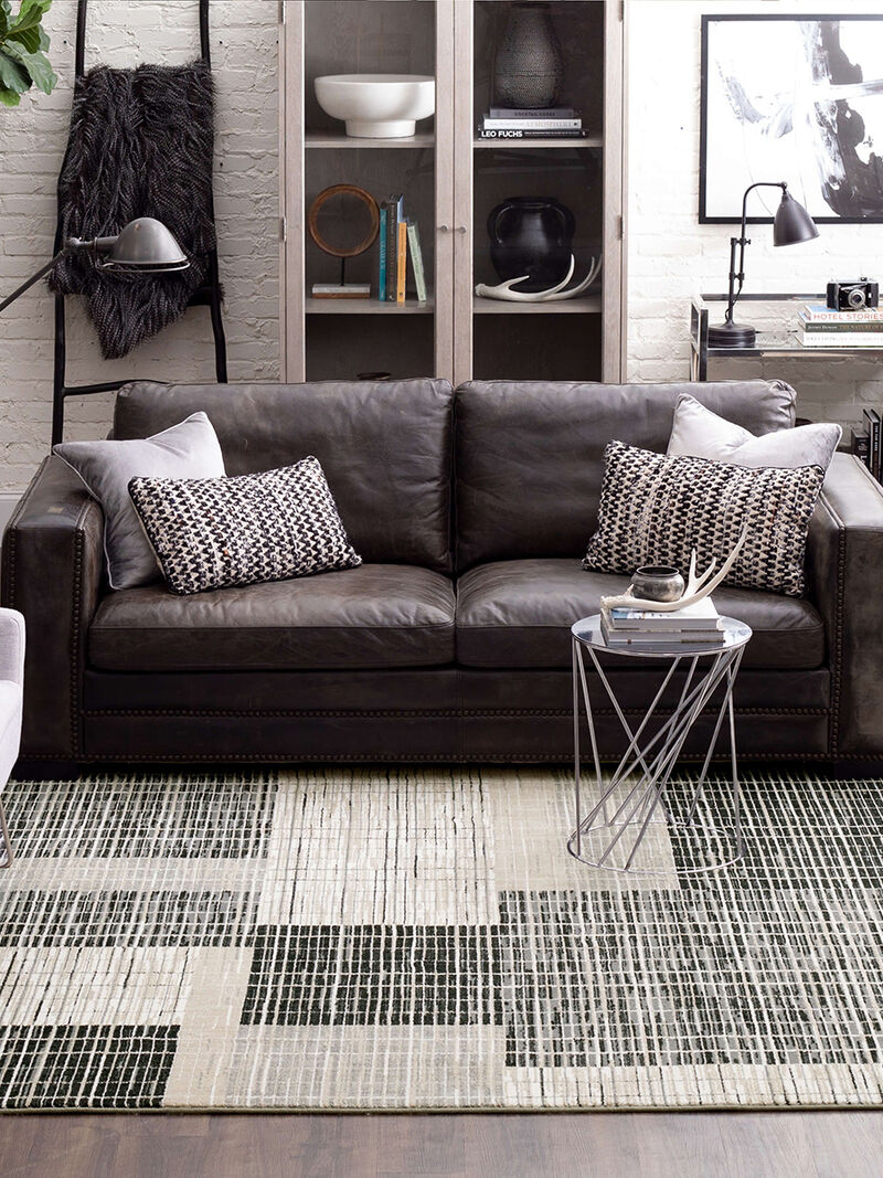 Vanguard Resolute 5'3" x 7'10" Rug