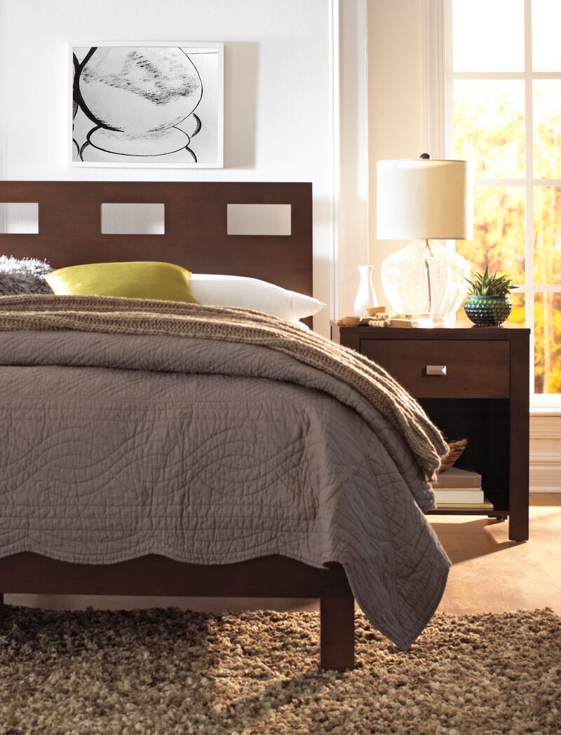 Riva Nightstand