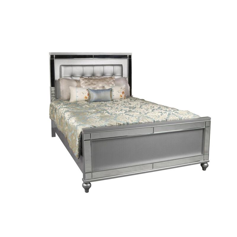 New Classic Furniture Furniture Valentine Solid Wood King Size Lighted Bed in Silver