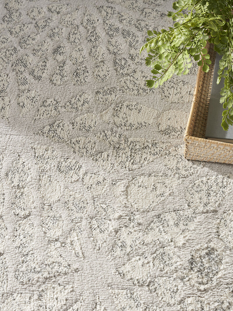 Ambiance AMI02 Gray/Silver 7'10" x 9'10" Rug