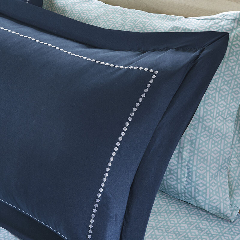 Gracie Mills Yvonne 8-Piece Boho Medallion Comforter Set with Sheets
