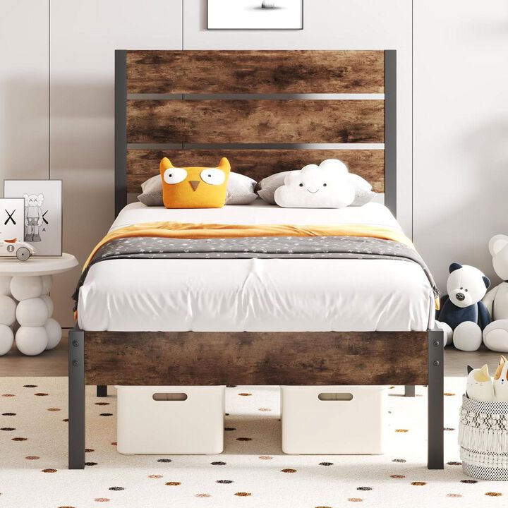 Modern Farmhouse Metal Platform Bed Frame with Wood Headboard