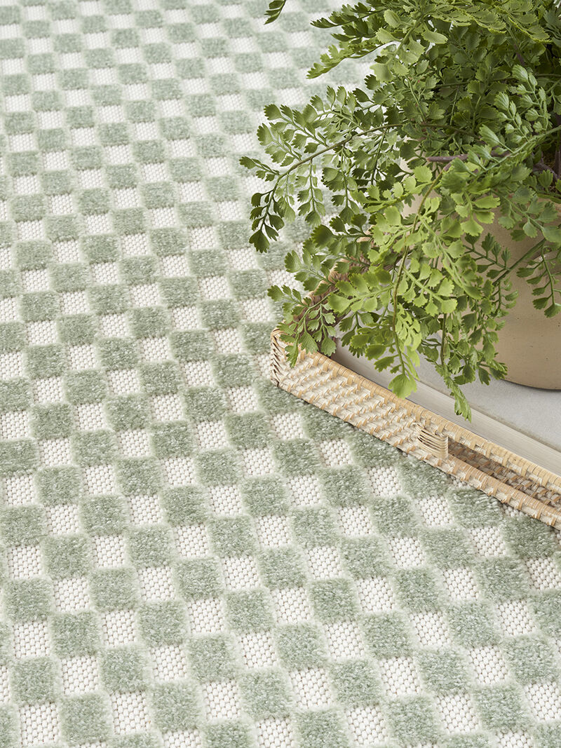 Care Free CAF02 Green 3'11" x 5'11" Rug