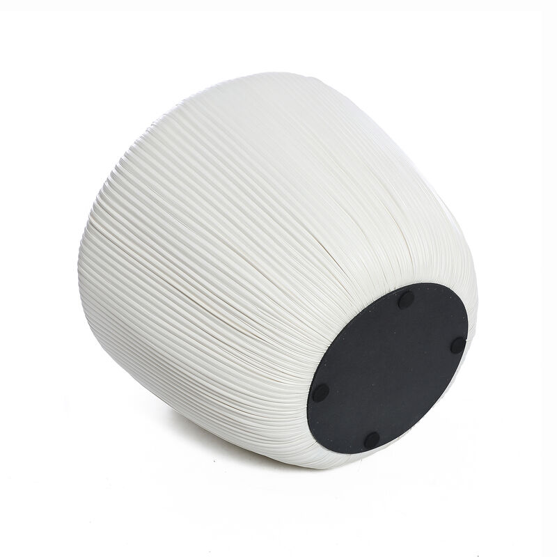 LuxenHome 15.8" H White Round Side Table