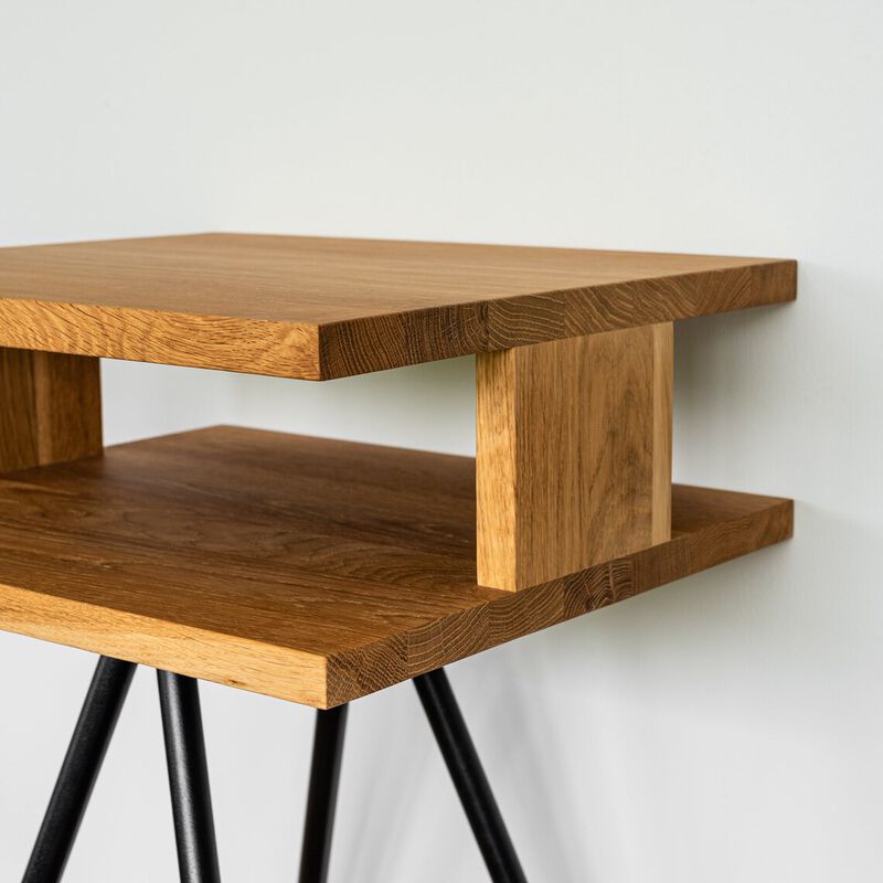 Modern Industrial-inspired Style Small Solid Oak Hardwood End Table with Metal Legs