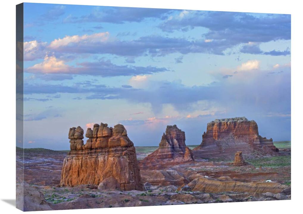 Eroded buttes in desert, Bryce Canyon National Park, Utah-Canvas Art-32x24