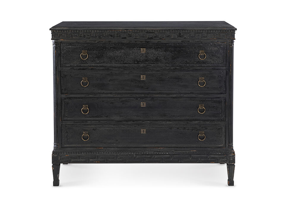 Tate Chest