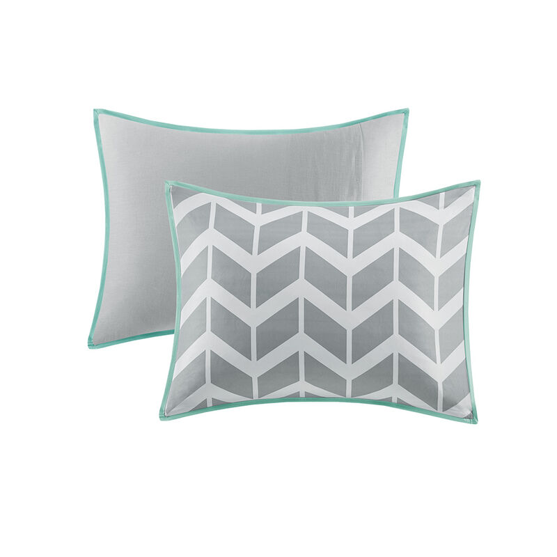 Gracie Mills Basil Chevron Bliss Comforter Set