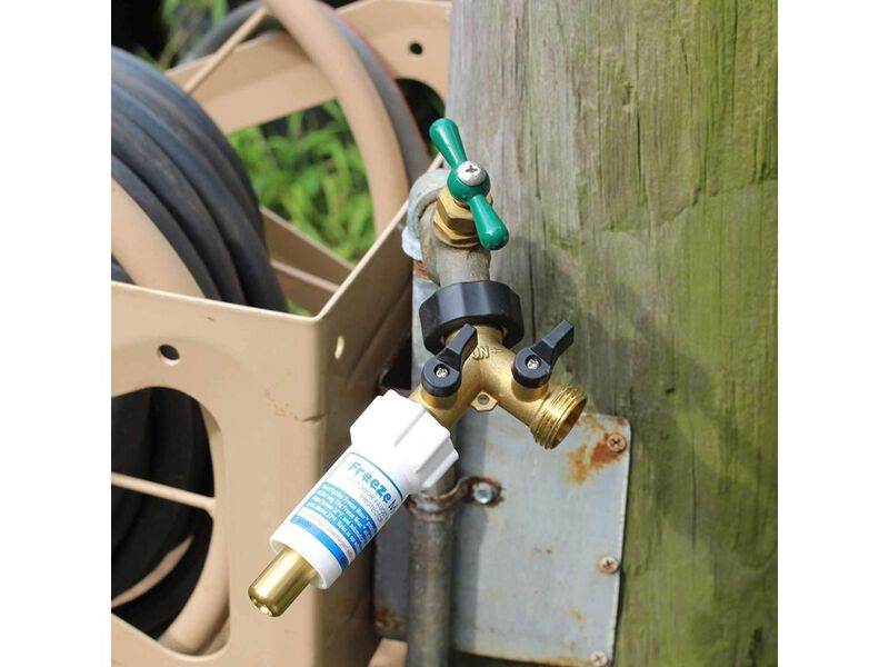 Blue Penguin Freeze Miser® & 2-Way Y Valve Shut-Off ¾ Inch Brass Hose Connector