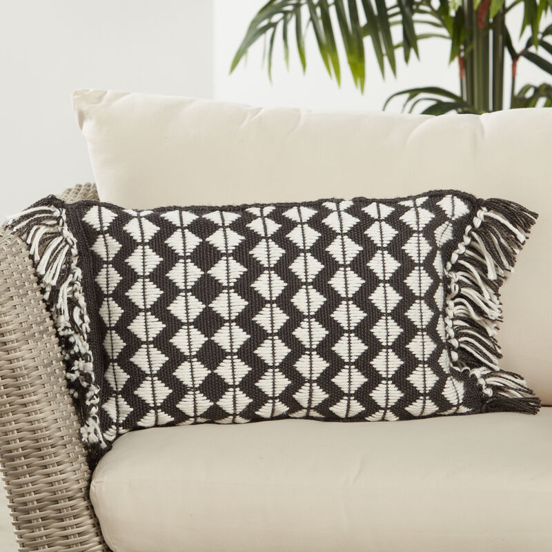 CHESA PILLOW POLYESTER