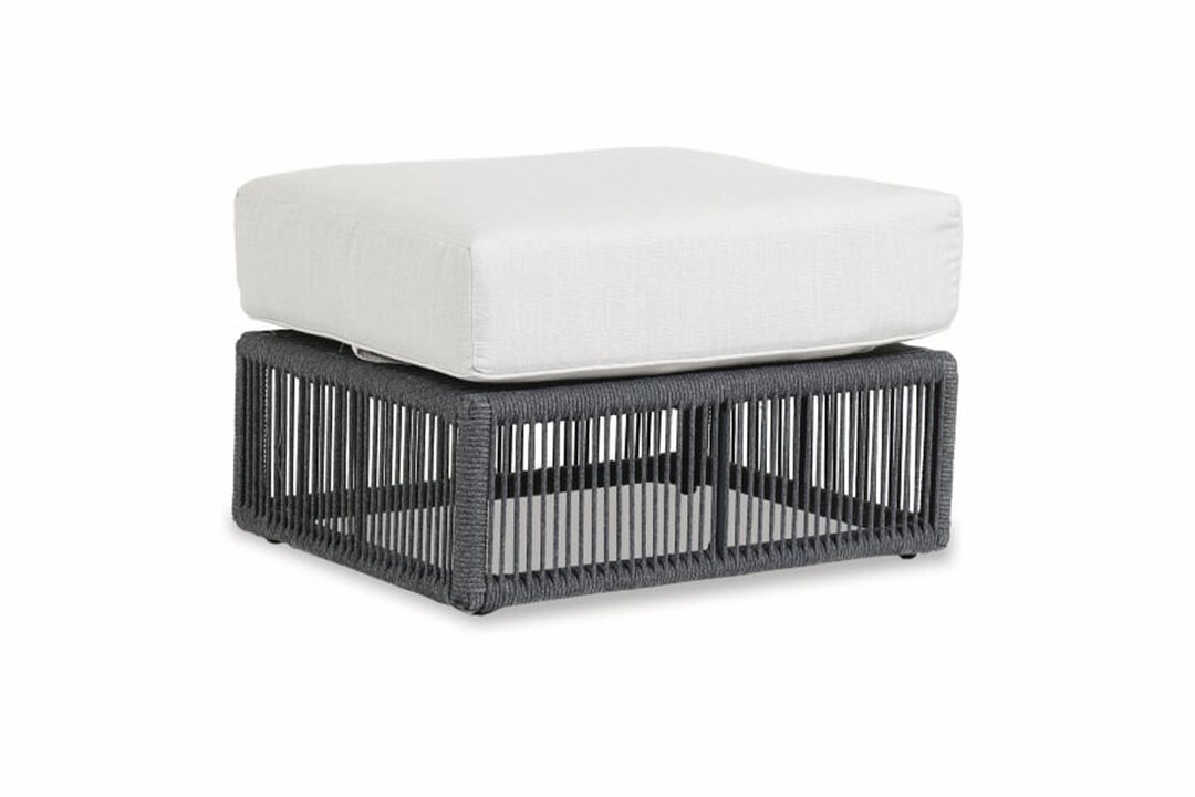 Milano Ottoman in Echo Ash w/ Self Welt