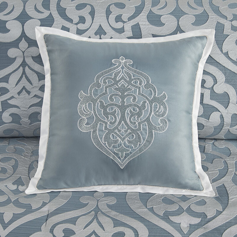 Gracie Mills Pineda Luxurious 8-Piece Jacquard Comforter Set