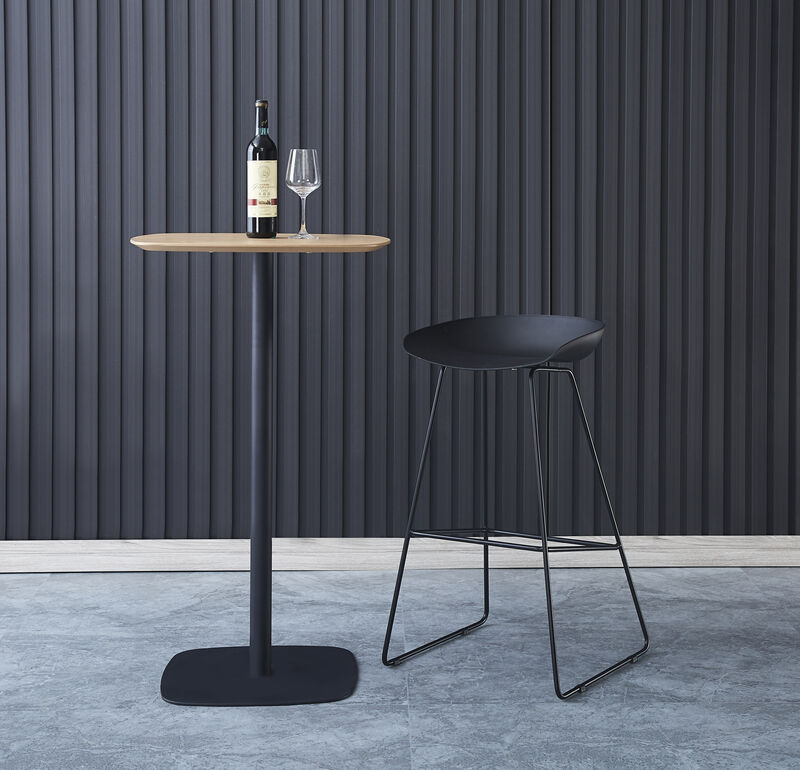 Set of 4 Scandinavian Design Bar Stools