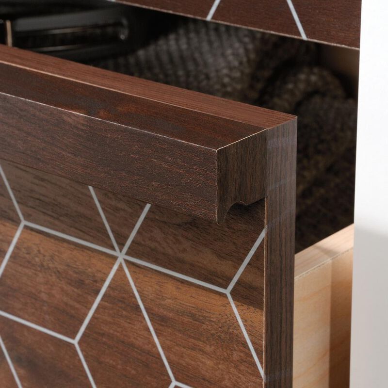 Sauder Harvey Park 4-Drawer Chest Sw