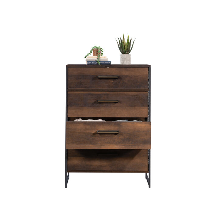 Briarbrook 4-Drawer Chest