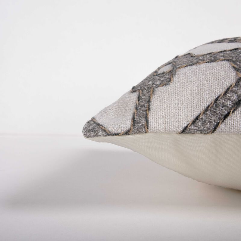 T22304 Pillow
