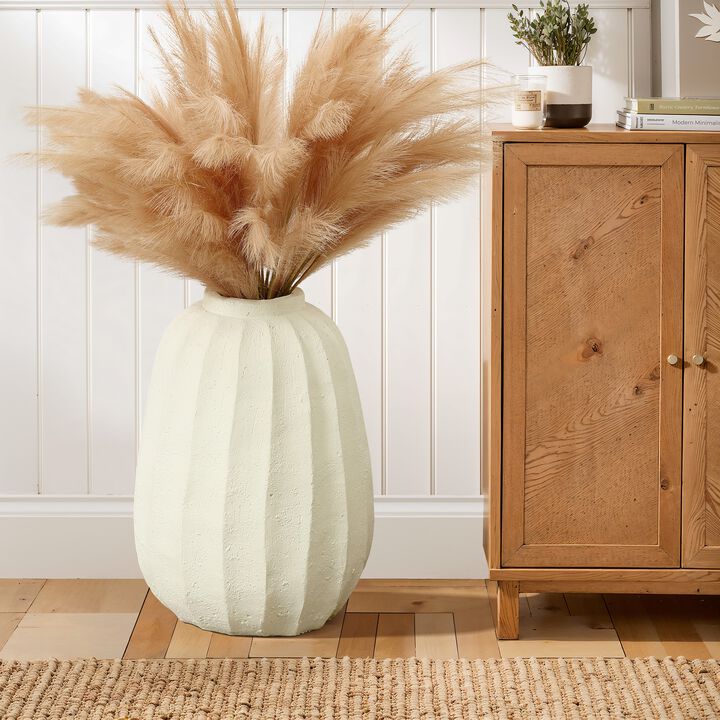 LuxenHome Off White MgO Round Modern Fluted Vase
