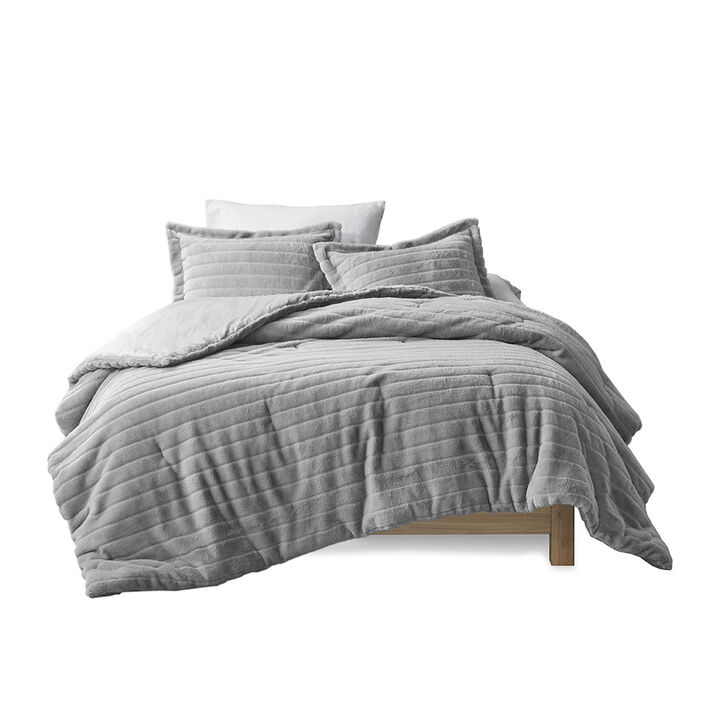 Gracie Mills Cedrick Faux Fur Comforter Set