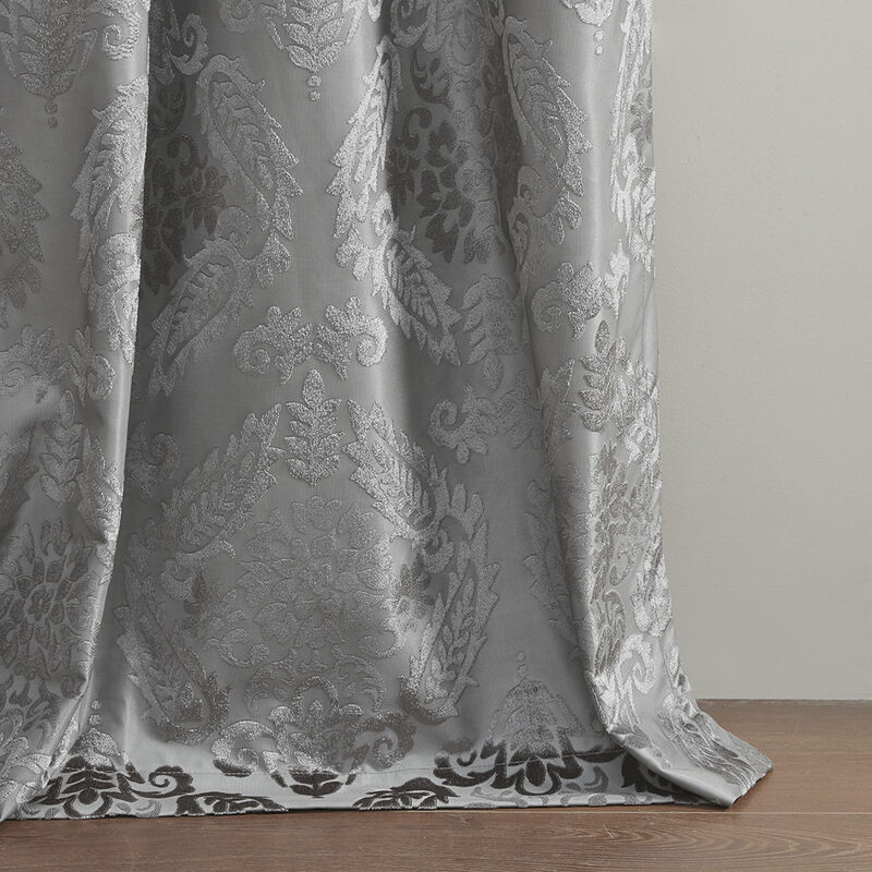 Gracie Mills Hendrix Jacquard Paisley Total Blackout Curtain Panel - 50x84"