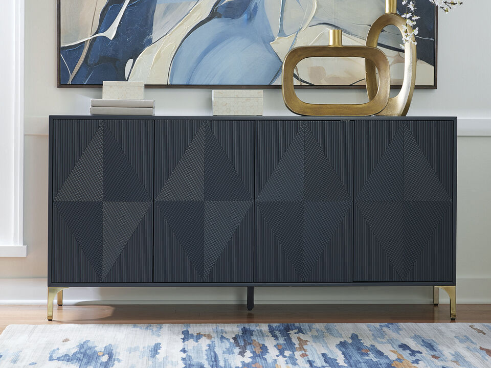 Loirwick Accent Cabinet