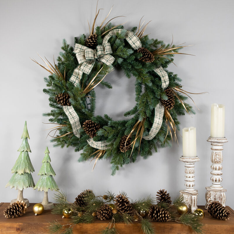 Blue Spruce Artificial Christmas Wreath  48-Inch  Unlit