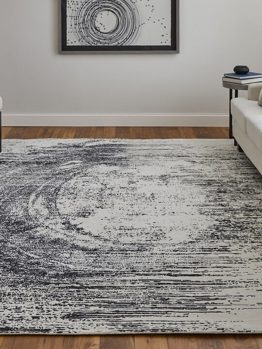 Coda 8928F 2' x 3' Black/White Rug