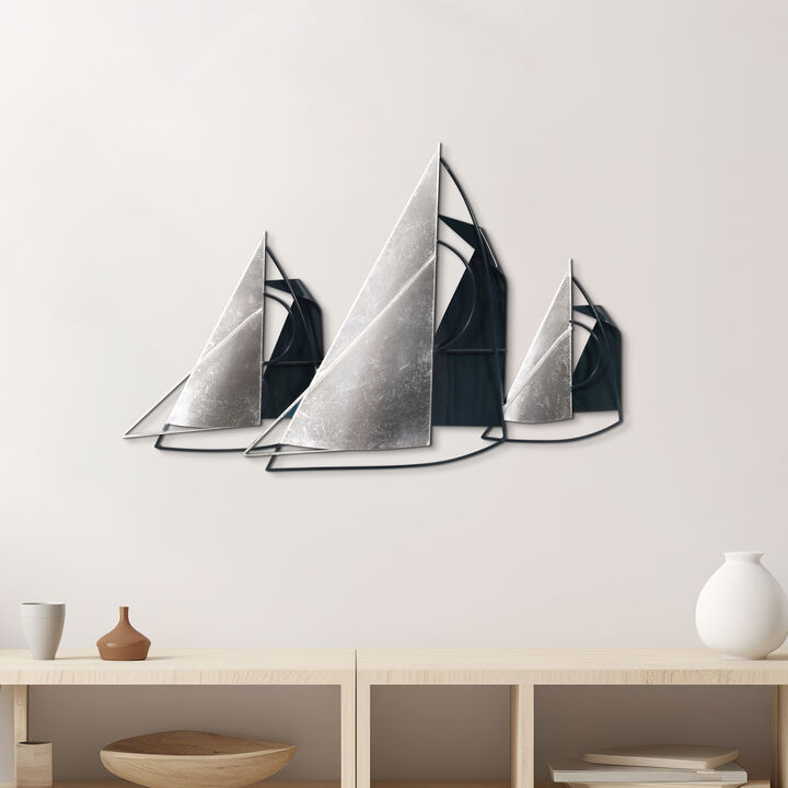 26" Sailboats Wall Decor
