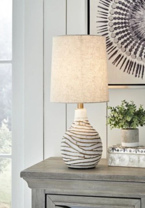 Aleela Metal Table Lamp