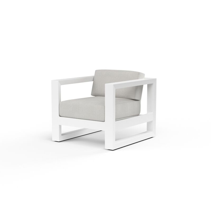 Newport Club Chair in Cast Silver, No Welt