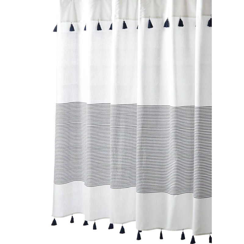 Minimalist Striped Cotton Shower Curtain – Soft, Breathable & Quick-Dry Fabric