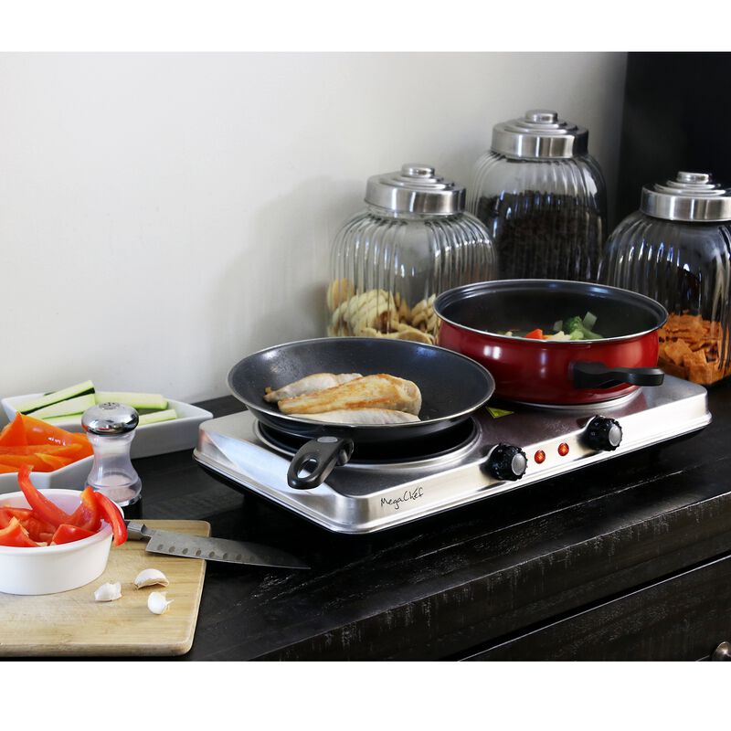MegaChef Electric Easily Portable Heavy Duty Lightweight Dual Size Infrared Burner Cooktop Buffet Range in Sleek Steel
