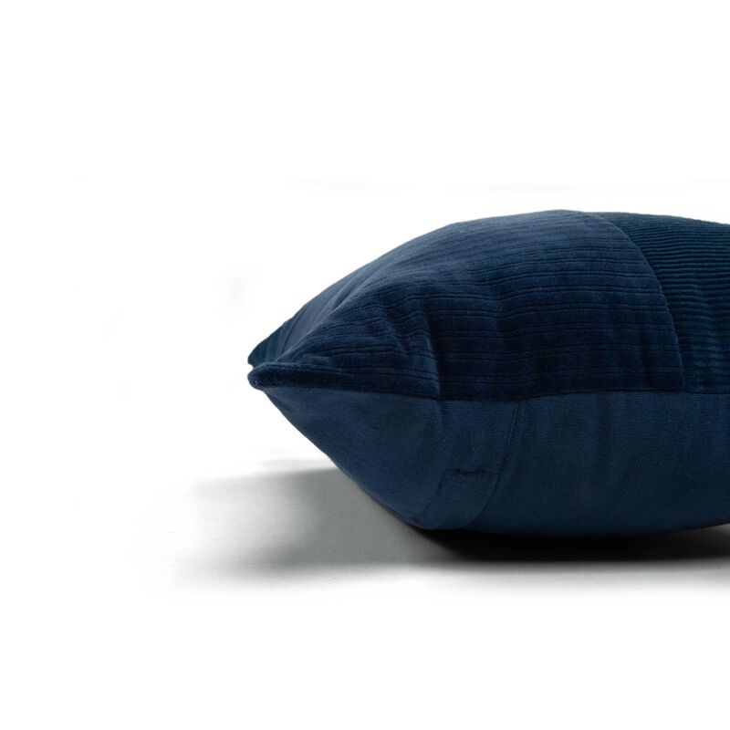 T22452 Pillow