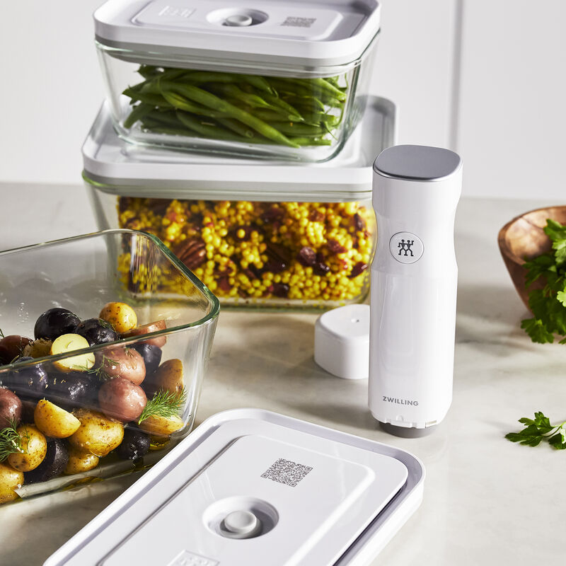 ZWILLING Fresh & Save 7-pc Vacuum Sealer Machine Starter Set, Sous Vide Bags, Meal prep, Airtight Food Storage Containers Glass