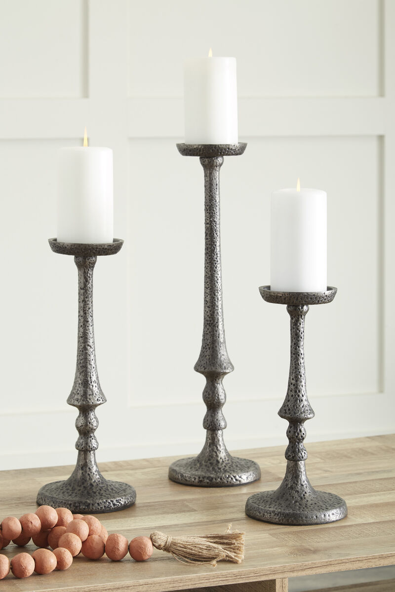 Eravell Candle Holder Set