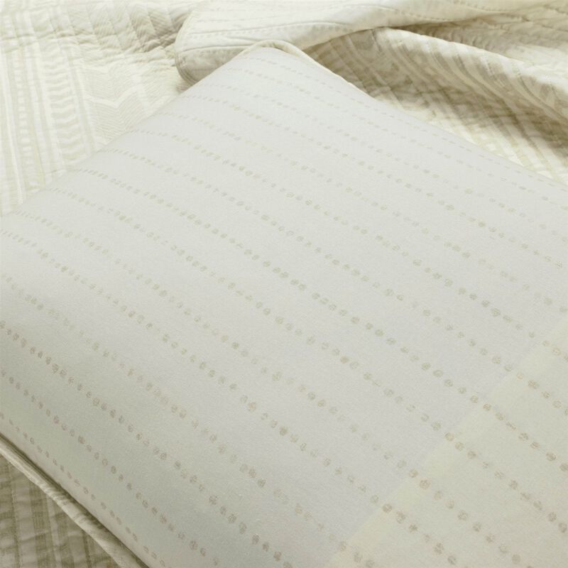 Hivvago King size Scandinavian Chevron Ivory Reversible Cotton Quilt Set